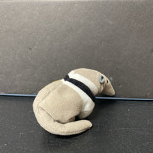 Load image into Gallery viewer, Antsy the Anteater Beanie Baby
