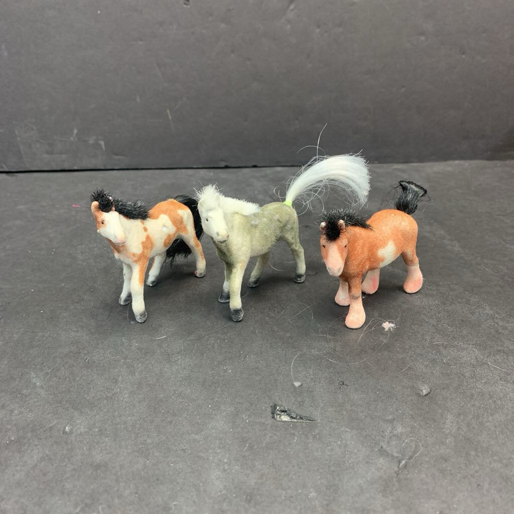 3pk Flocked Horses