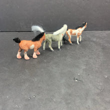 Load image into Gallery viewer, 3pk Flocked Horses
