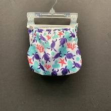 Load image into Gallery viewer, Turtle Cloth Diaper Cover (Langsprit)
