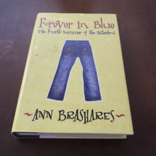 Load image into Gallery viewer, Forever in Blue (Sisterhood of the Traveling Pants) (Ann Brashares) -series
