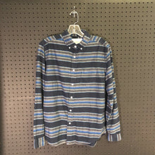 Load image into Gallery viewer, Stripe button down shirt
