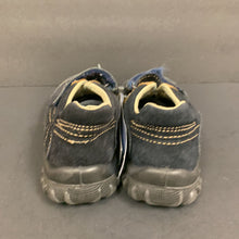 Load image into Gallery viewer, Boy shoes (27)
