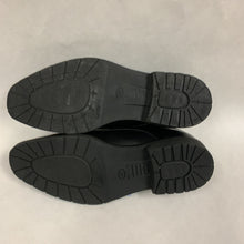 Load image into Gallery viewer, boy shoes

