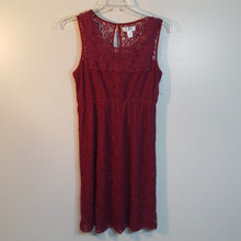 Load image into Gallery viewer, sleeveless lace dress
