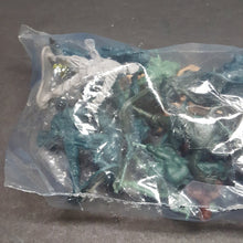 Load image into Gallery viewer, Army men
