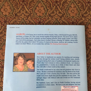 Aaron the Helping Hand Airplane (Sharon Shoaf) -paperback