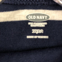 Load image into Gallery viewer, Striped Tshirt
