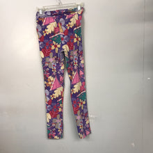 Load image into Gallery viewer, Floral Girl Leggings
