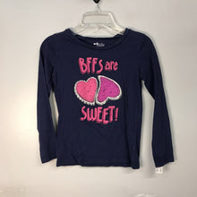 Load image into Gallery viewer, &quot;Bffs are sweet&quot; Heart top
