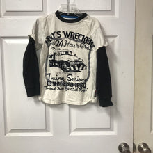 Load image into Gallery viewer, &quot;rays wrecker towing&quot; shirt
