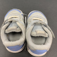 Load image into Gallery viewer, boy sneakers
