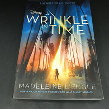 Load image into Gallery viewer, A Wrinkle in Time (Madeleine L&#39;Engle) -novelization
