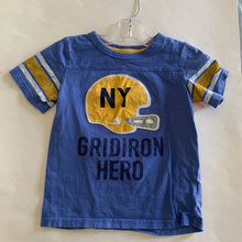 Load image into Gallery viewer, &quot;Gridiron Hero&quot; Tshirt
