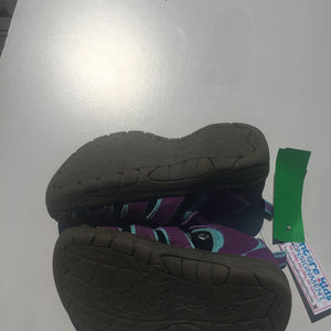 hiking sandals