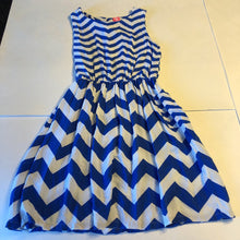 Load image into Gallery viewer, chevron print dress
