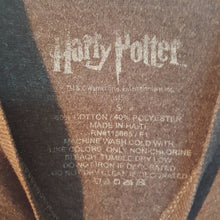 Load image into Gallery viewer, &quot;hogwarts&quot; t-shirt
