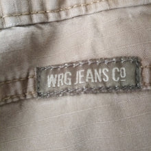 Load image into Gallery viewer, cargo shorts
