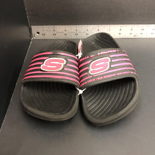 Load image into Gallery viewer, girls striped flip flops
