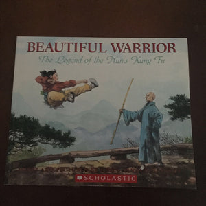 Beautiful Warrior (Emily Arnold McCully) -paperback