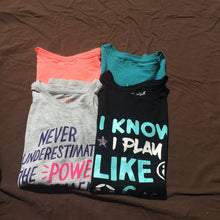 Load image into Gallery viewer, Lot of 8pcs Girl Bundle clothes Size 7/8
