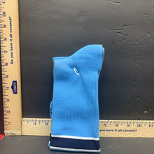 Load image into Gallery viewer, (new) sport performance socks
