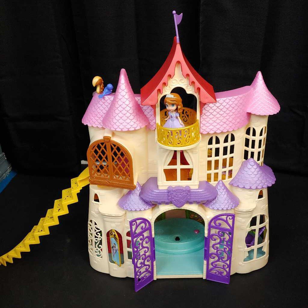 magical talking castle w/ accessories