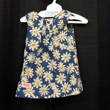 Load image into Gallery viewer, daisy dress for 18&quot; doll
