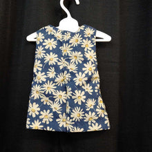 Load image into Gallery viewer, daisy dress for 18&quot; doll
