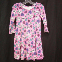 Load image into Gallery viewer, heart pattern dress
