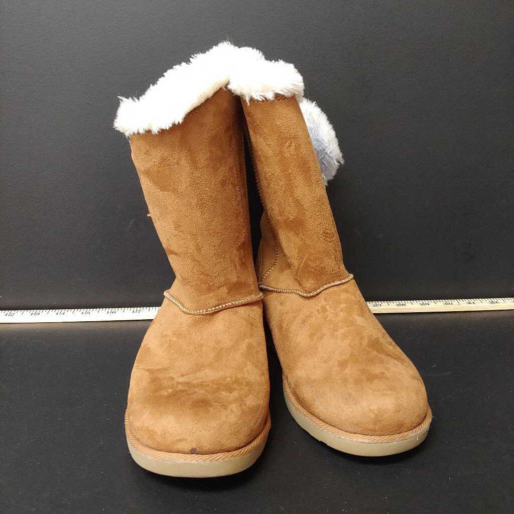 jrs fuzzy boots