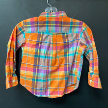 Load image into Gallery viewer, Plaid Button Up Shirt
