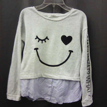 Load image into Gallery viewer, &quot;What?.&quot;winking face top
