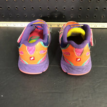 Load image into Gallery viewer, Girls sneakers
