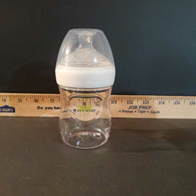 Load image into Gallery viewer, Smooth flow anti colic baby bottle
