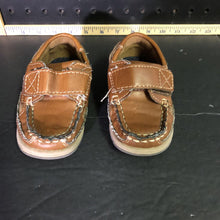 Load image into Gallery viewer, Boy&#39;s boat shoes

