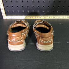 Load image into Gallery viewer, Boy&#39;s boat shoes
