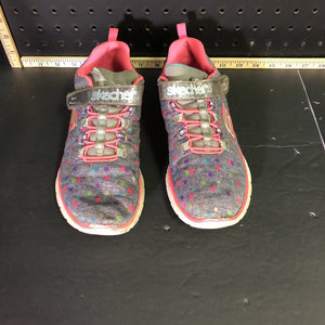 Girl's shoes w/stars