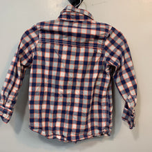Load image into Gallery viewer, Button down shirt
