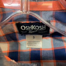 Load image into Gallery viewer, Button down shirt
