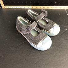 Load image into Gallery viewer, Girl&#39;s Shoes
