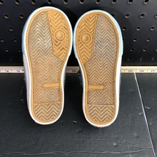 Load image into Gallery viewer, Girl&#39;s Shoes

